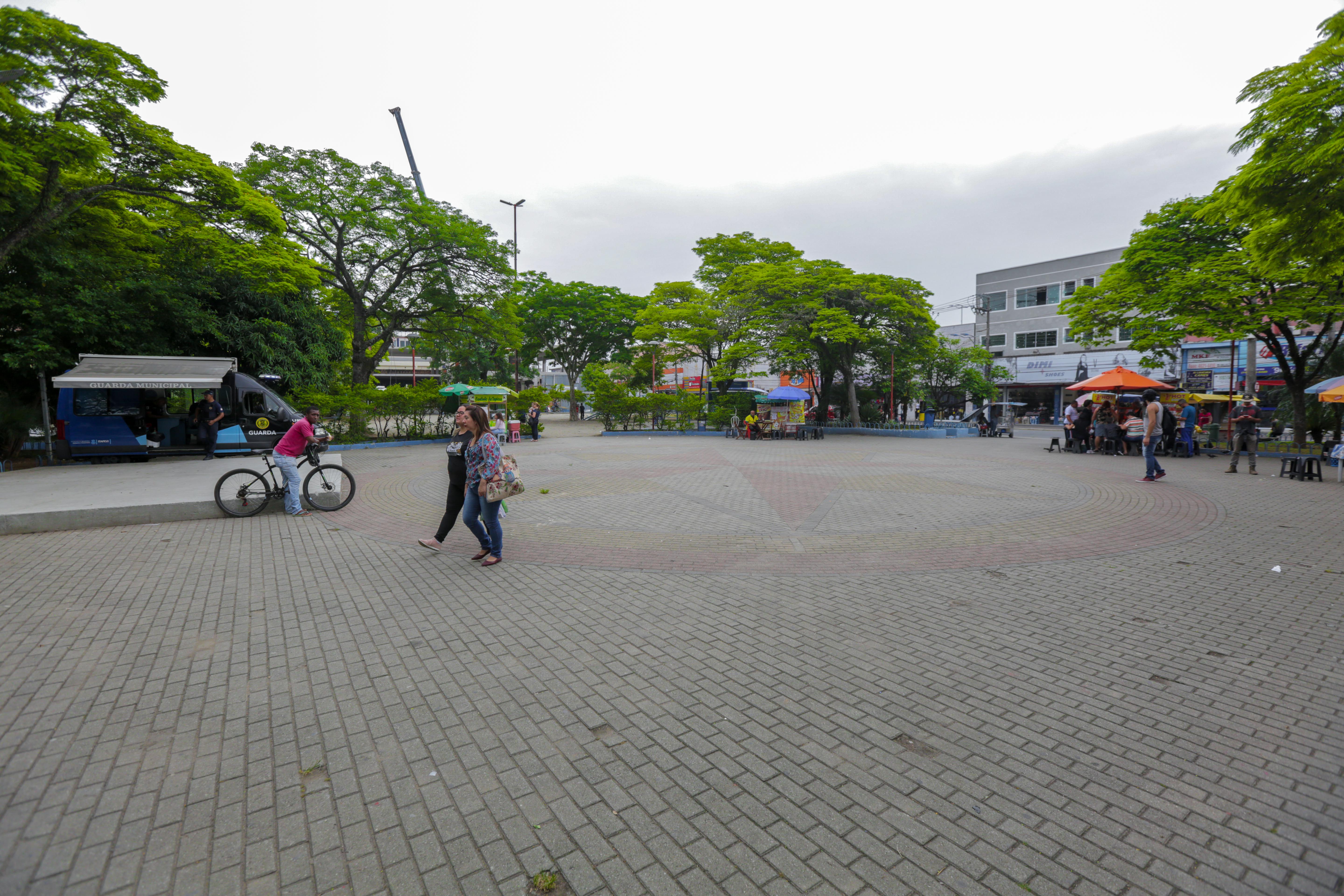 Praça 18 de Fevereiro, no Centro de Itapevi, será reformada - Agência Itapevi