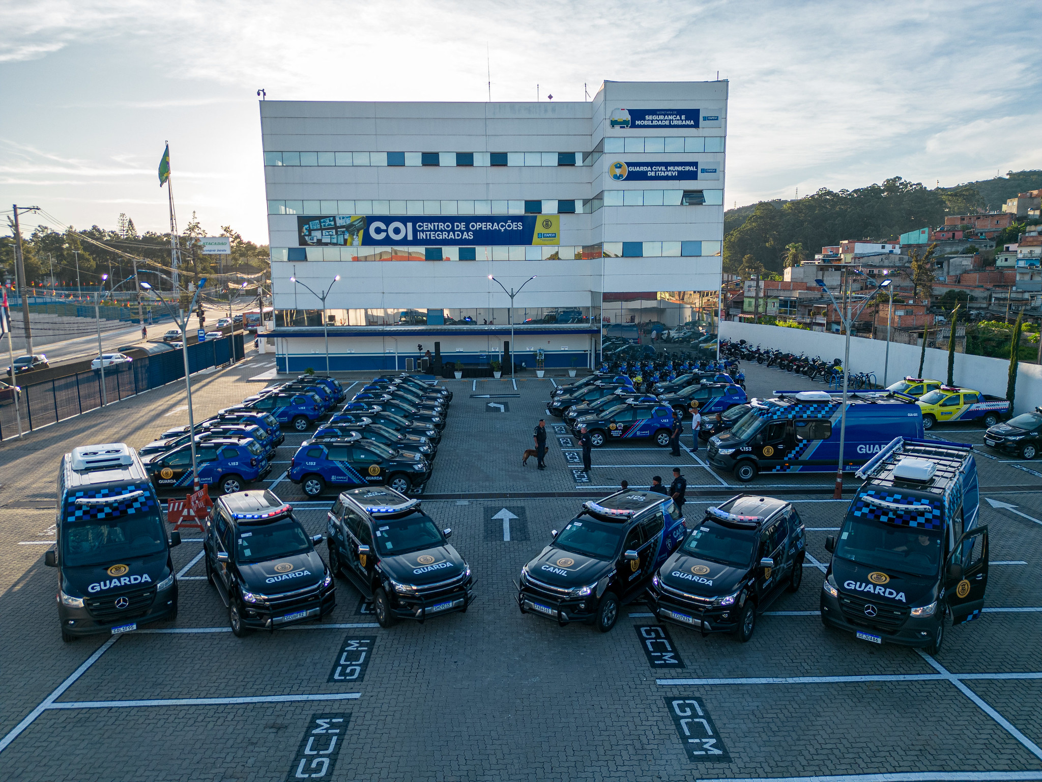 Prefeitura de Mogi das Cruzes - Secretaria de Mobilidade Urbana - Notícias  - Prefeitura de Mogi das Cruzes abre inscrições para vagas de transporte  escolar