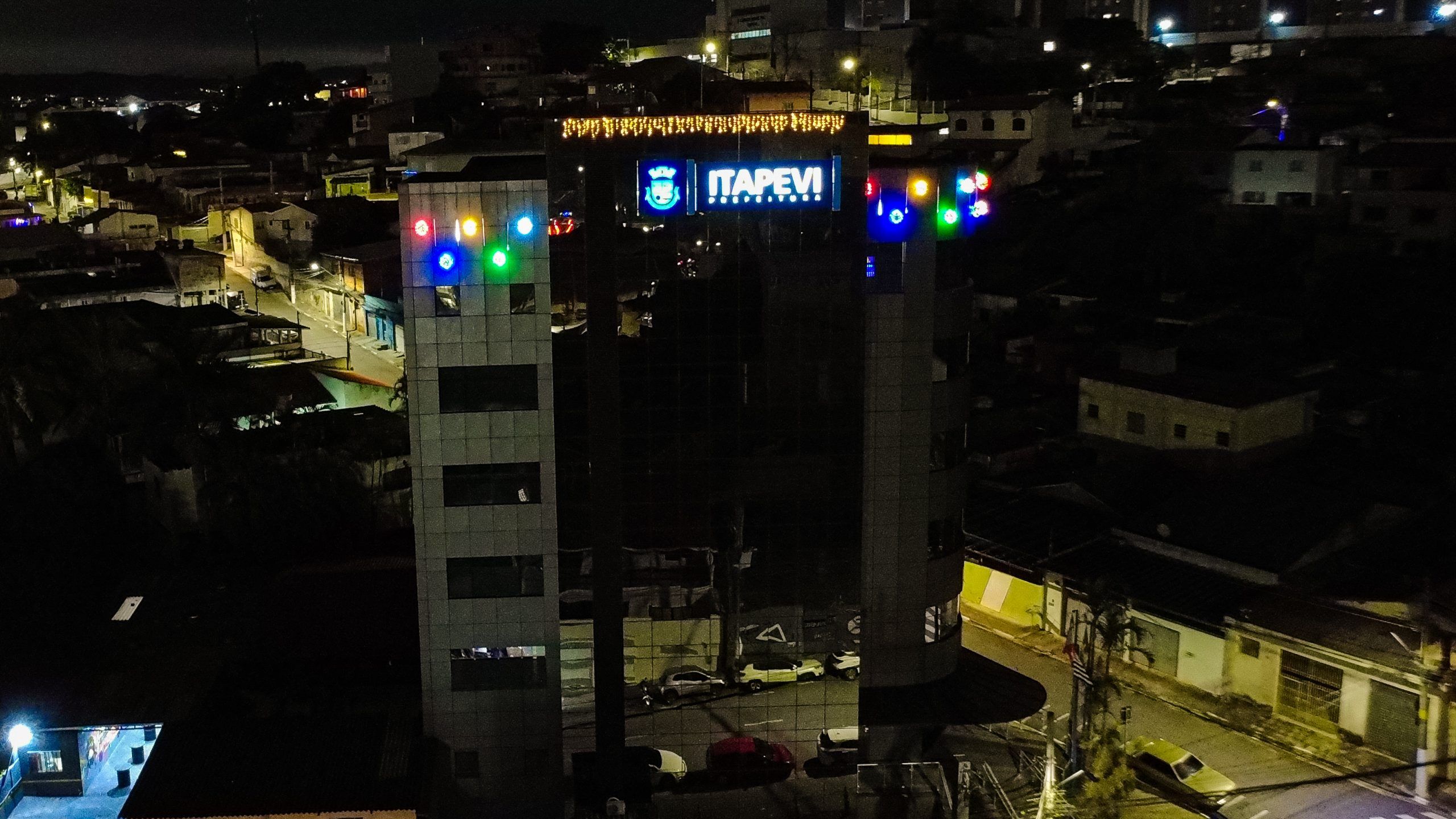 Veja o que abre e fecha em Itapevi nos feriados de Natal e Ano Novo