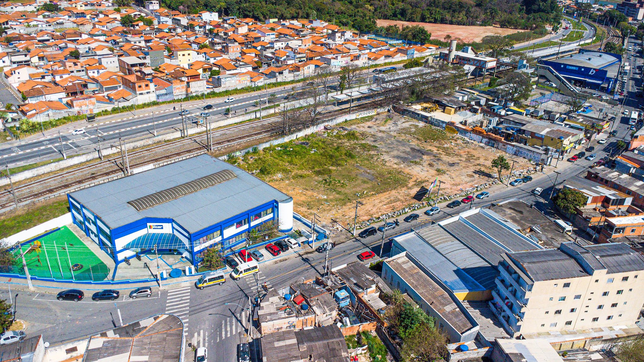 Prefeitura assina contrato e garante construção da Escola Estadual do Vitápolis