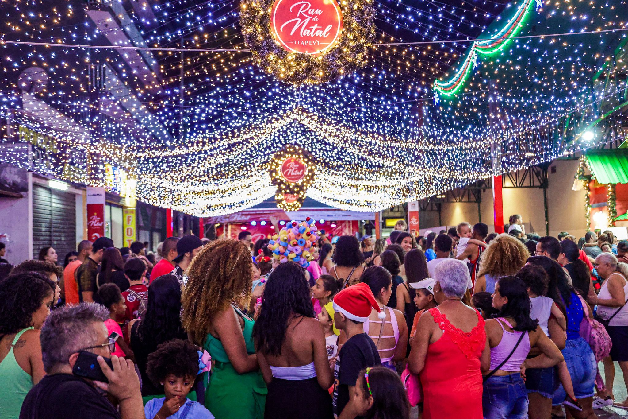 Prefeitura interdita ruas para apresentações da Rua de Natal